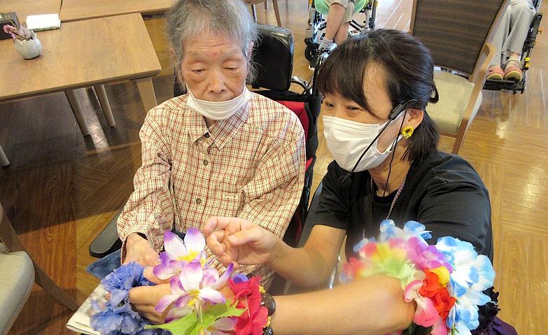 「どれもきれいだから迷うわね」