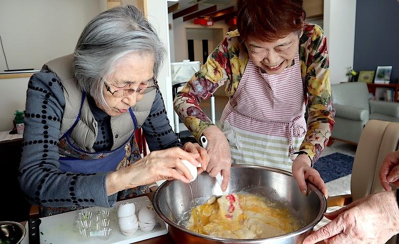 「お好み焼きづくり」アクティビティ