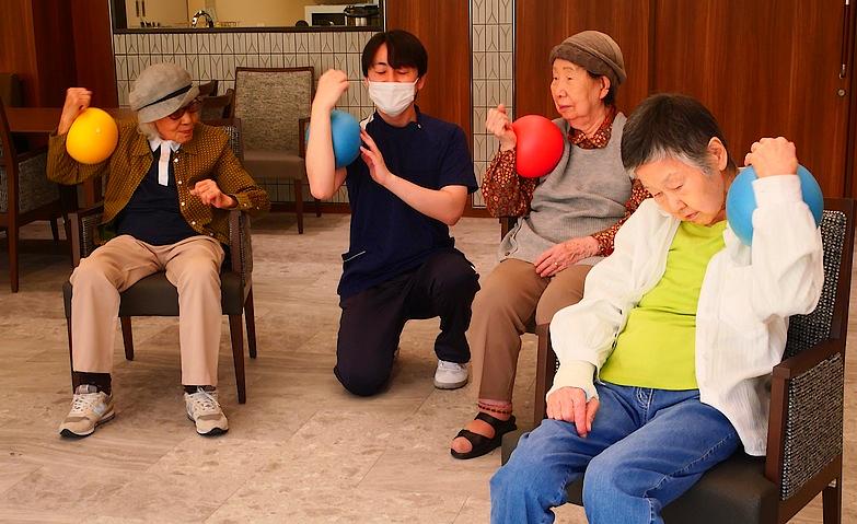 ボールで筋肉トレーニング