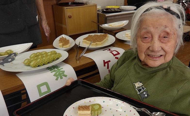 スイーツビュッフェを開催しました