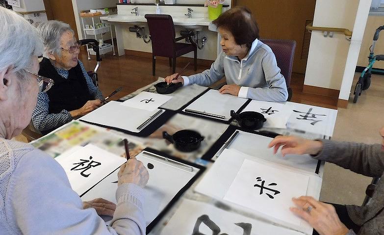 イベントに向けて、一筆入魂！			