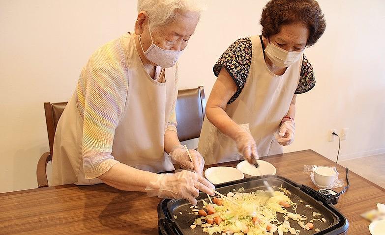焼きそばづくり